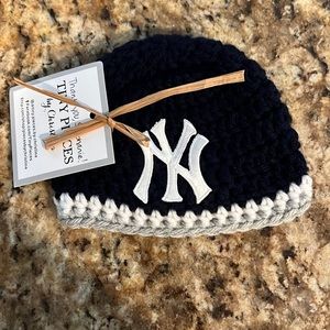 Newborn Yankees beanie. Purchased for a newborn photo shoot & never worn.
